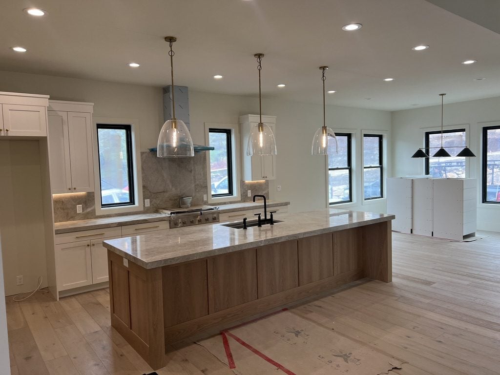 5D02417C-8B94-400E-A3D0-33E158D905BB_1_105_c Kitche Lighting Upgrade In Park City Utah